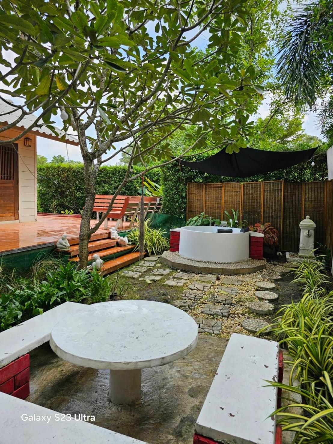 Terrua Main Ten Villa Garden Suan Phueng Luaran gambar