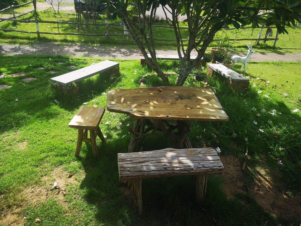 Terrua Main Ten Villa Garden Suan Phueng Luaran gambar